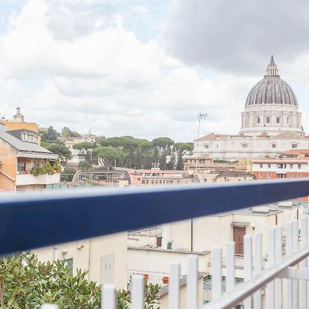 Le Terrazze Del Duca San Pietro Guesthouse Róma Kültér fotó